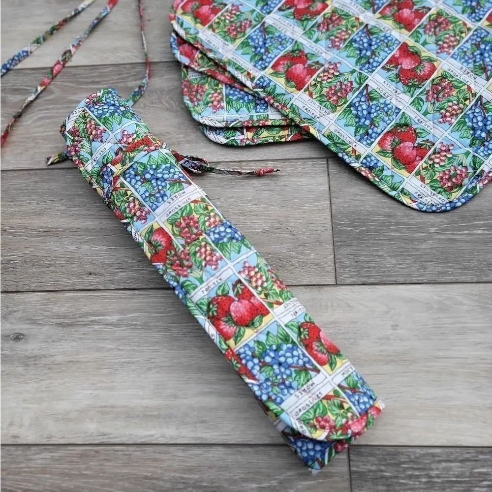Perfect Settings 6 placemats/silverware holders roll up fruit berries gift